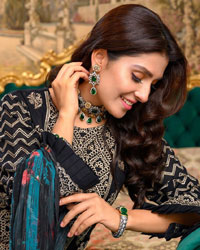 Ayeza Khan